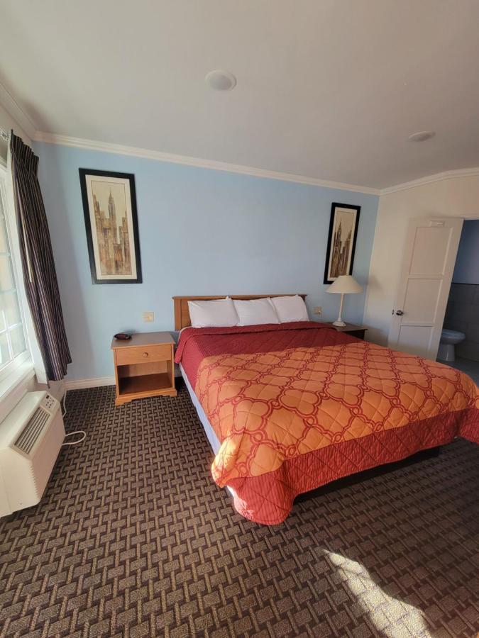 Townhouse Motel Бишоп Экстерьер фото